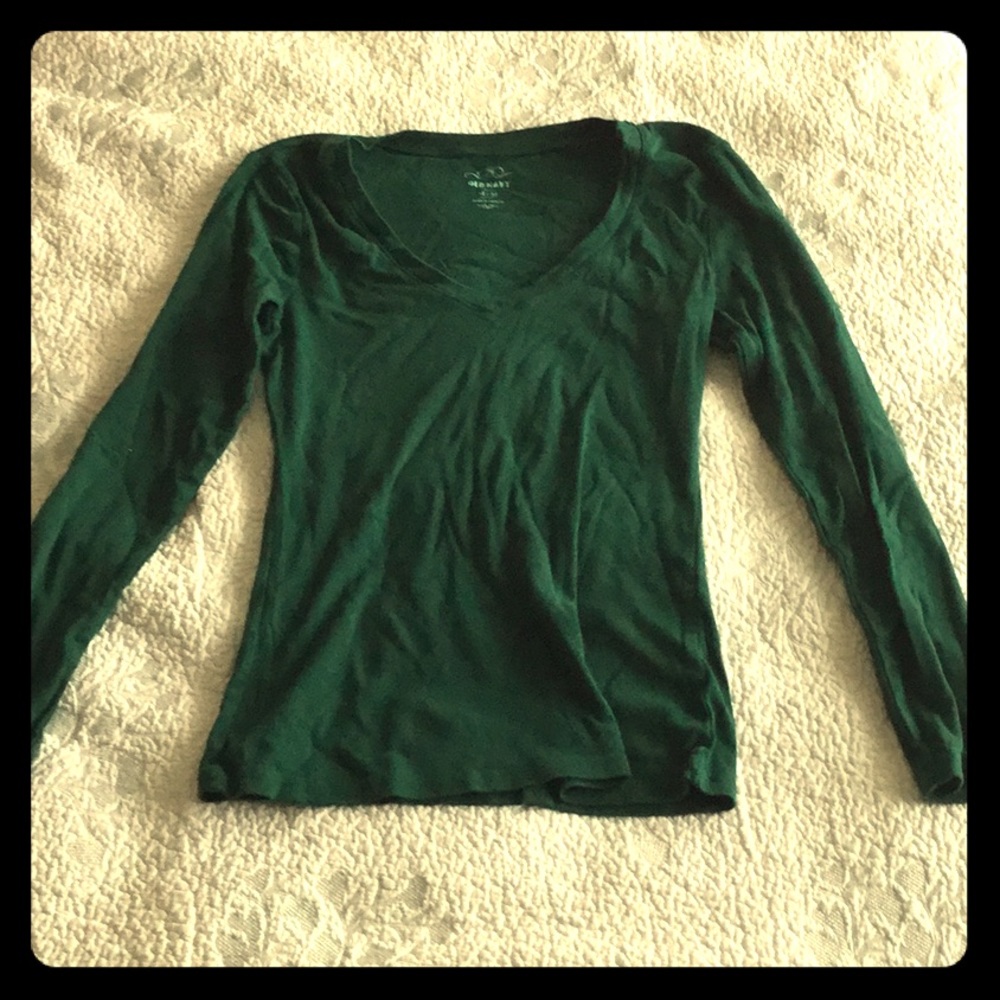 Old navy v neck long sleeve shirt